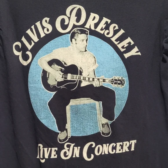 Elvis Presley T-shirt, Medium EUC - Picture 2 of 5